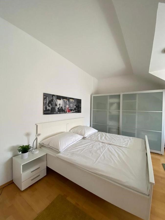 Cosy In Location Apartament
